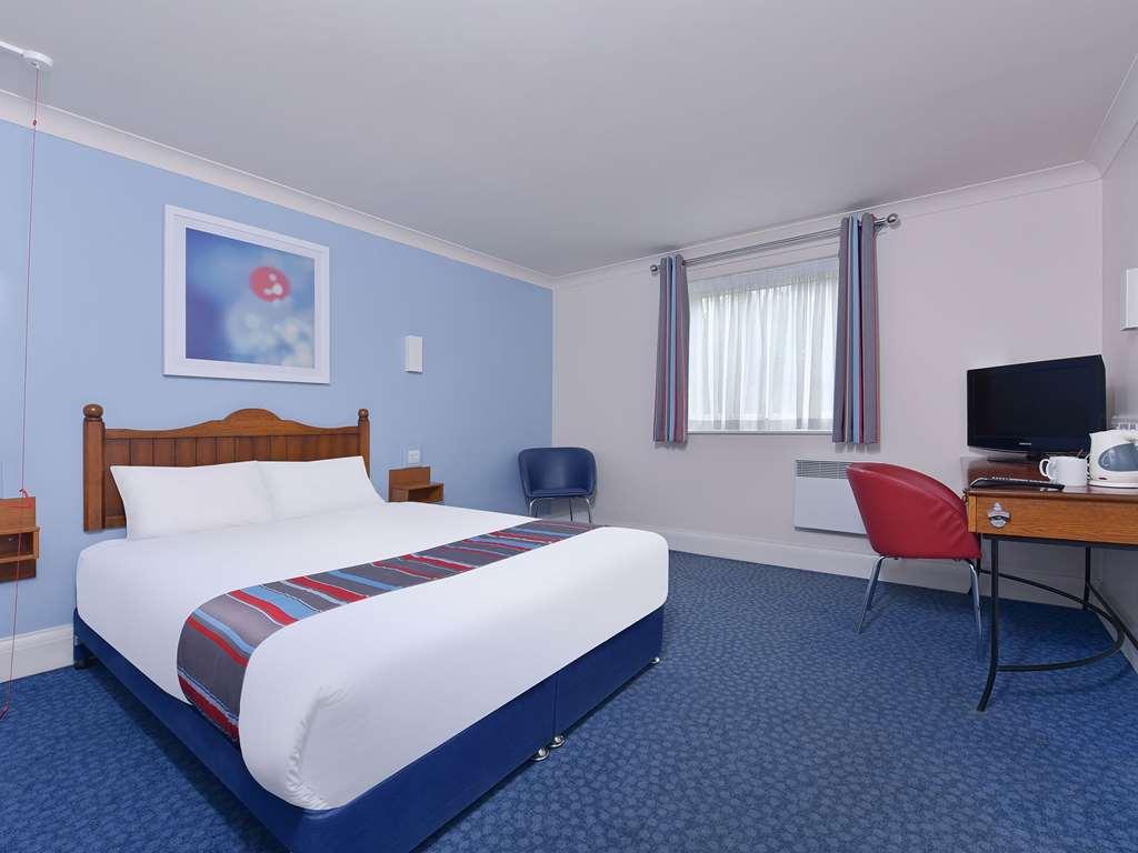 Travelodge Walton On Thames Room photo