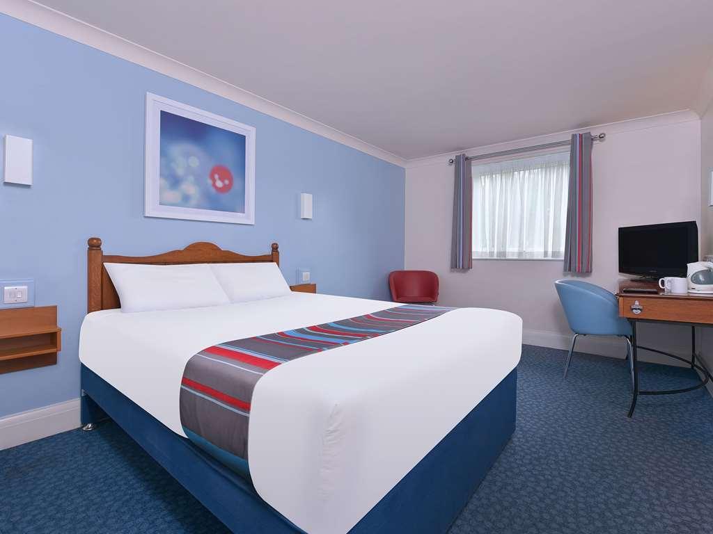 Travelodge Walton On Thames Room photo