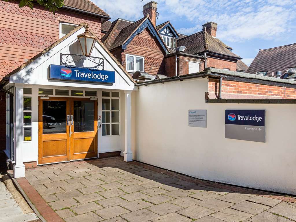 Travelodge Walton On Thames Exterior photo